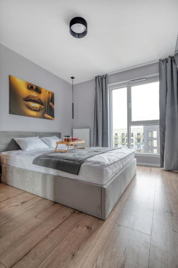Apartament Milionowa - Parking, Balcony And Workspace - By Rentujemy Łódź